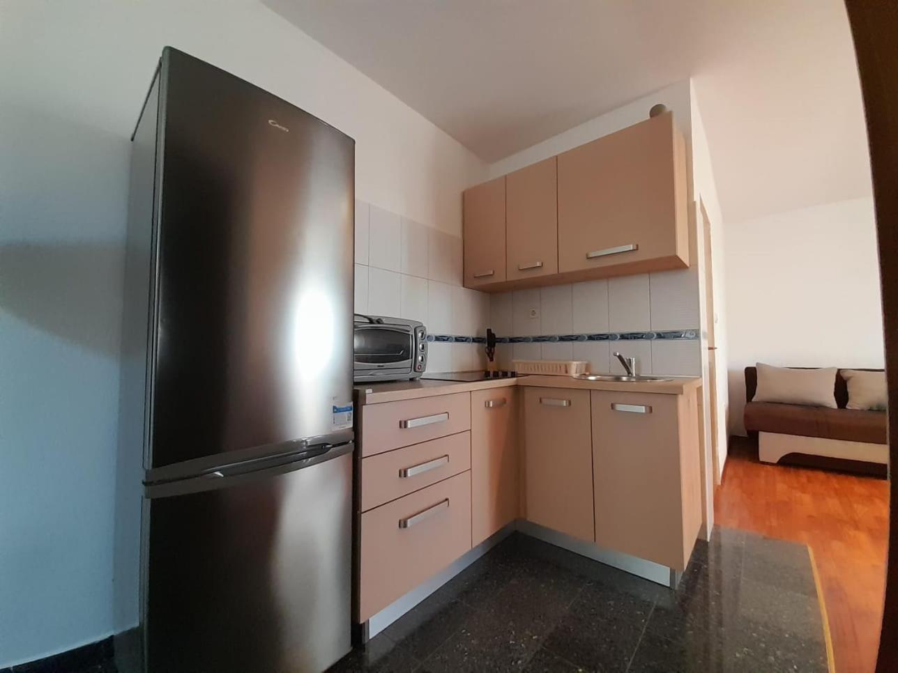 Sreca Apartment Near Beach With Bbq Bibinje Quarto foto