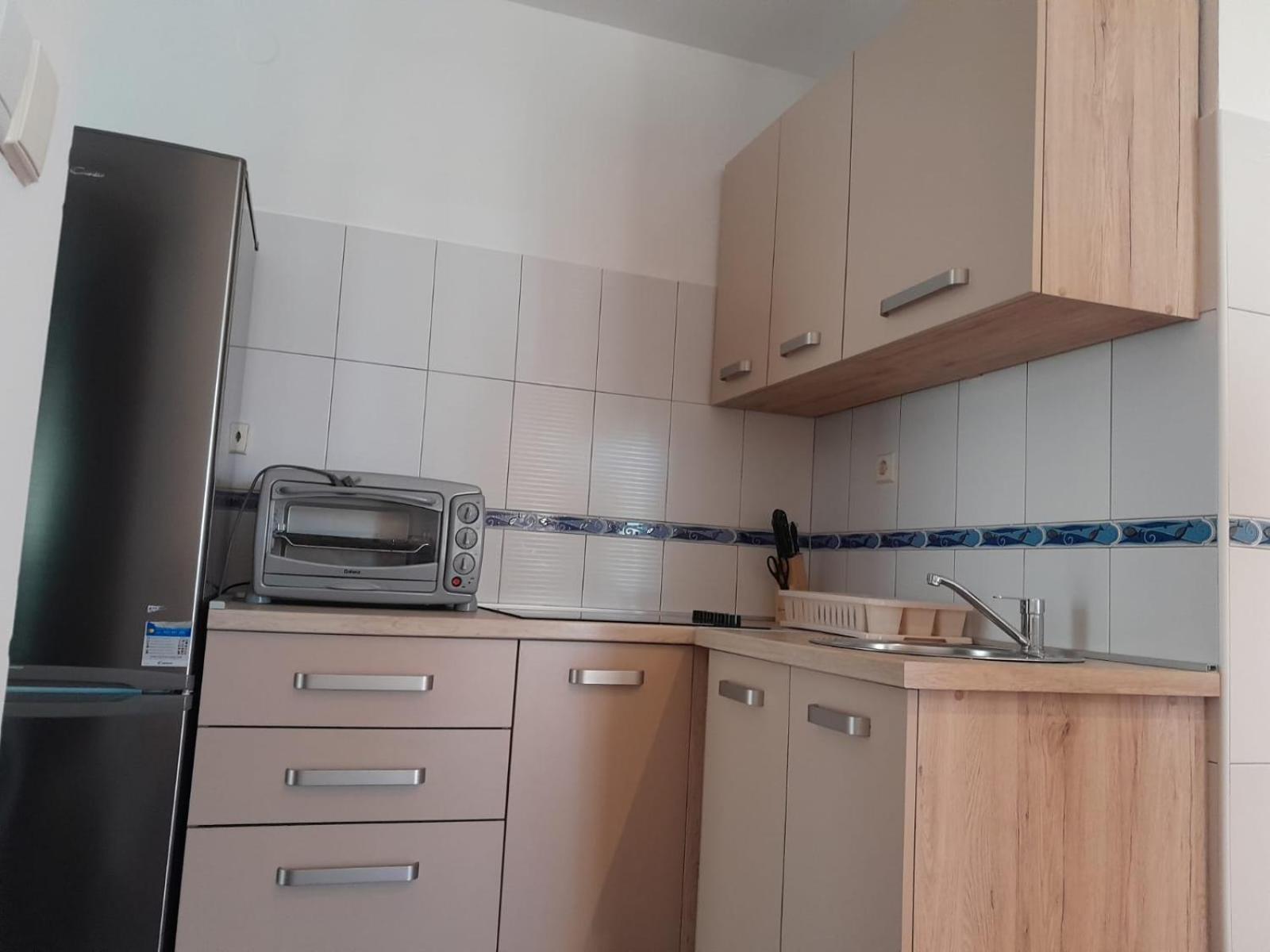 Sreca Apartment Near Beach With Bbq Bibinje Exterior foto