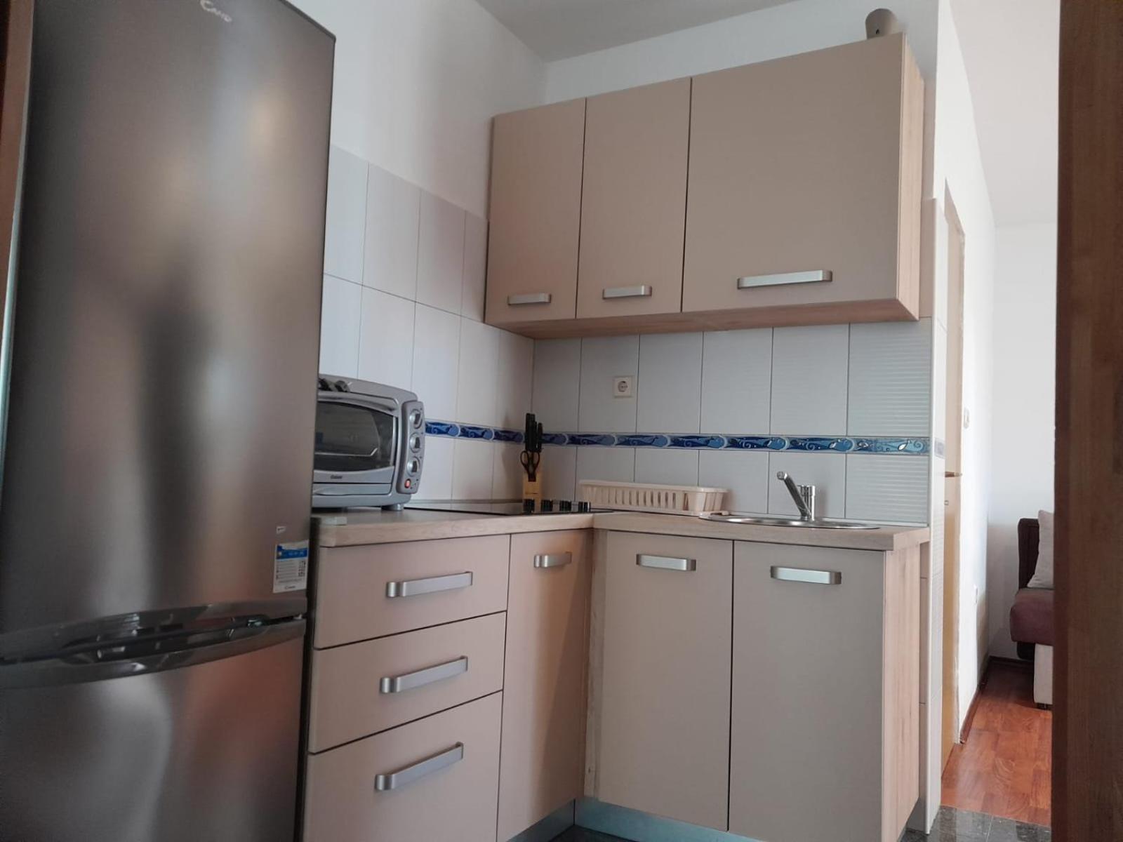 Sreca Apartment Near Beach With Bbq Bibinje Quarto foto